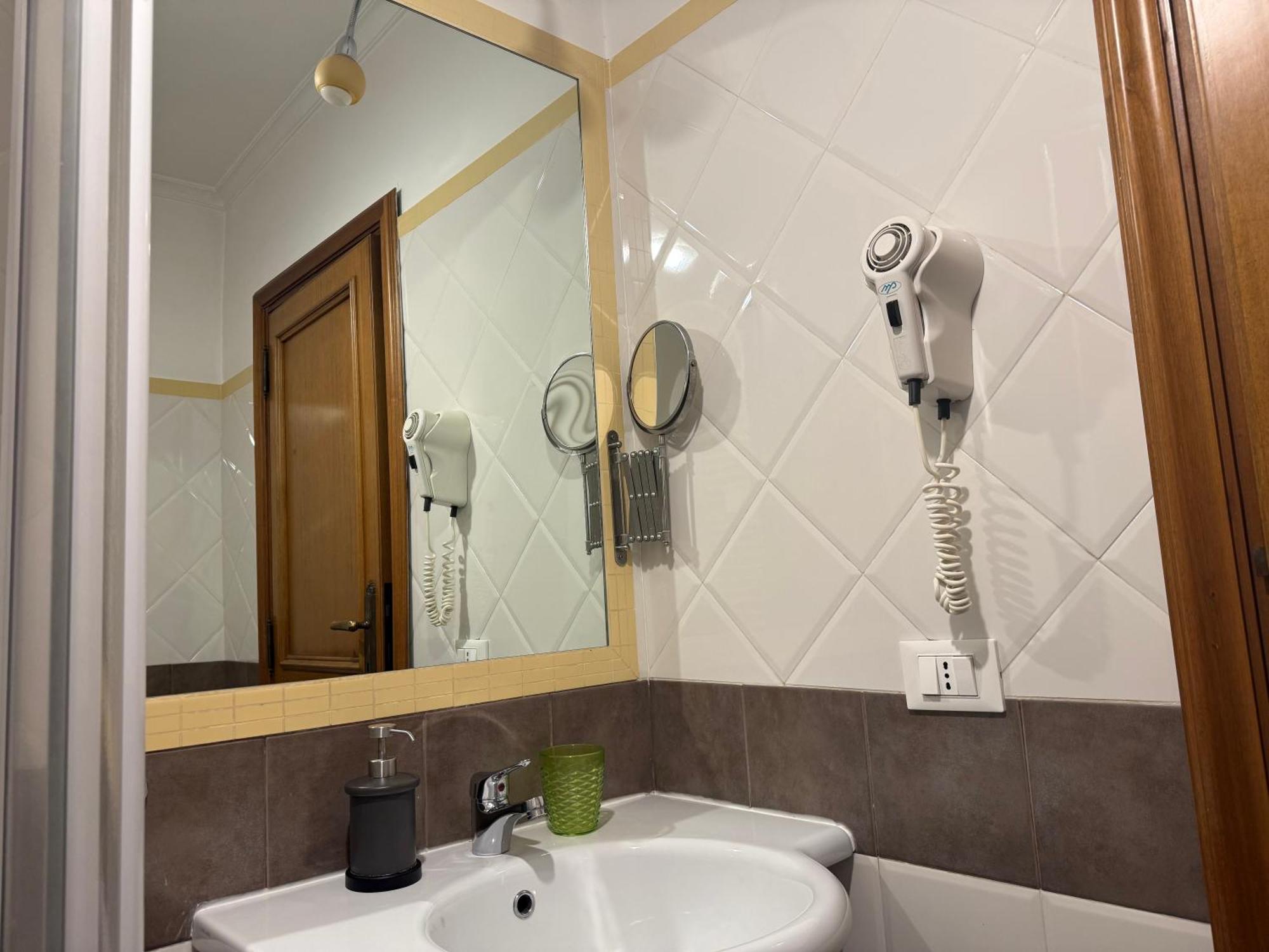 Anthony House, Anthony Floor 3, Castro Pretorio Apartamento Roma